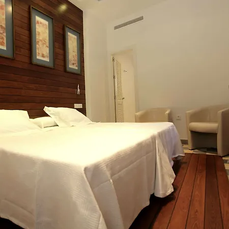 El Alojado De Velarde