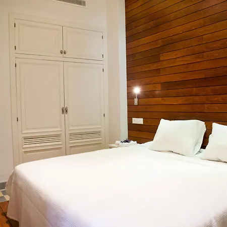 El Alojado De Velarde