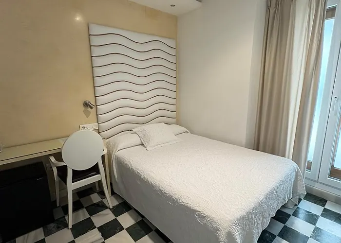 El Alojado De Velarde Мини-отель Кониль-де-ла-Фронтера