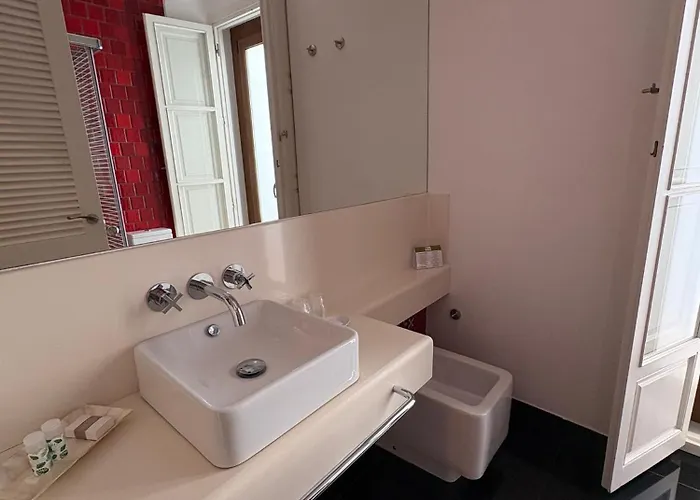 El Alojado De Velarde *