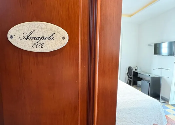 El Alojado De Velarde コニル・デ・ラ・フロンテラ