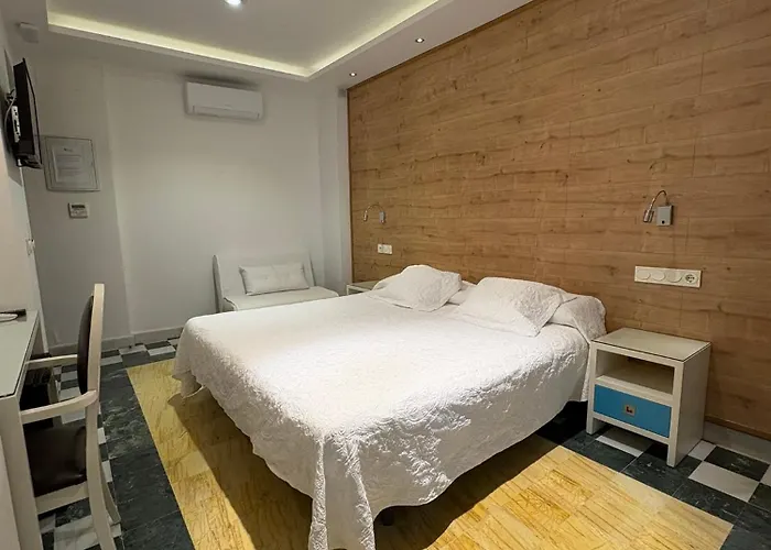 El Alojado De Velarde イン