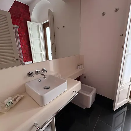 El Alojado De Velarde *